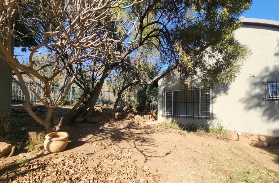 4 Bedroom Property for Sale in De Rust AH North West